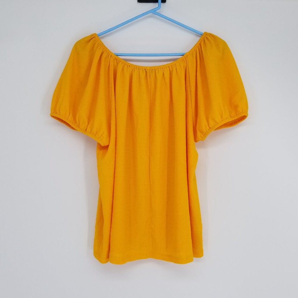Ann Taylor Sunflower Yellow Pullover Short Puff Sleeve Blouse PL Versatile - Picture 2 of 4